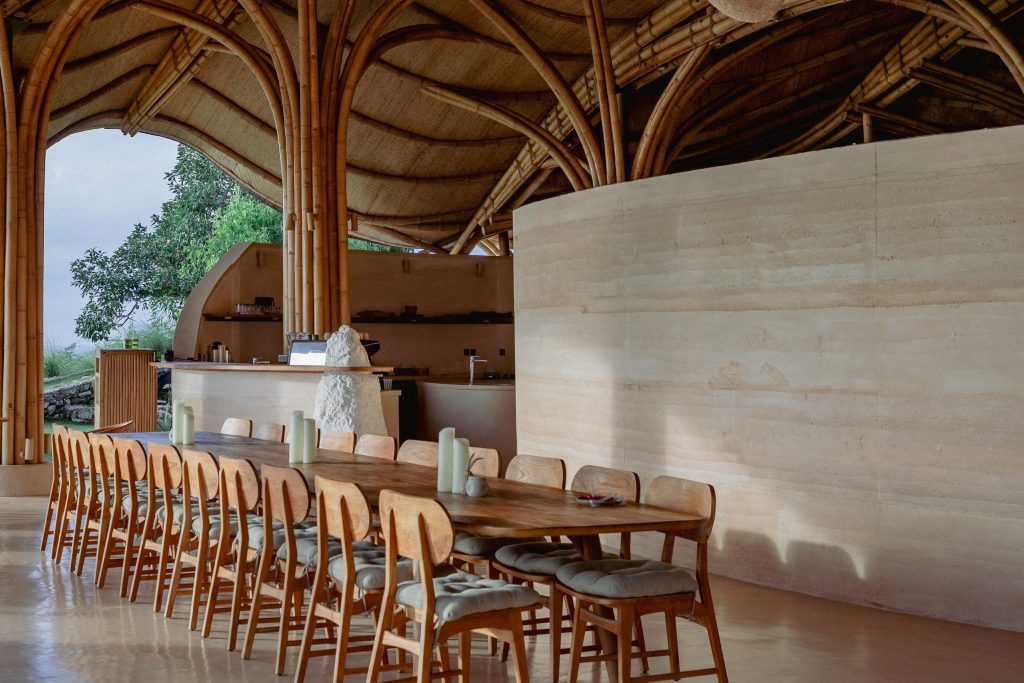 Rammed earth wall and floor by Earth Construction Bali